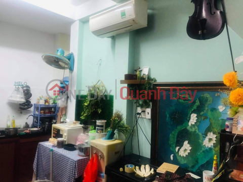House for sale in Phu Nhuan Alley 120\/ Thich Quang Duc 30m2 3 floors RC, 2 bedrooms Price 3 billion 790 (TL) _0