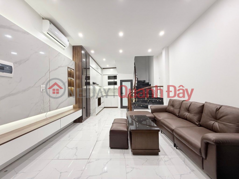 House for sale in Doi Can, area 35m², price 11.5 billion VND, corner plot, 2 houses away from the street, fully furnished. _0