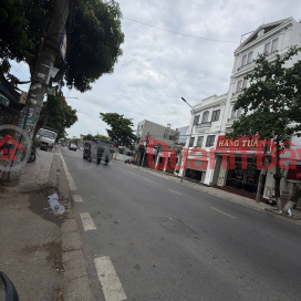 Beautiful 3-story house on Tran Tat Van street - Wide alley allowing trucks to turn around - Central location - Price only 2.92 billion VND _0