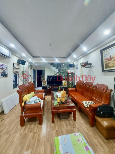 BEAUTIFUL HOUSE IN VINH PHUC BA DINH STREET - PEOPLE BUILD WIDE LANE NEAR THE STREET - Area 43M2\\/5T - PRICE 5 BILLION 8 Sales Listings