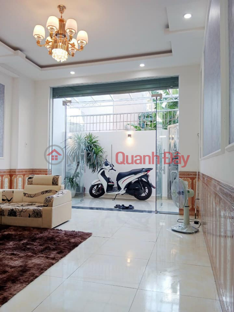 Urgent sale of VinHome house, Luc Hanh street, private yard, front and back gate _0