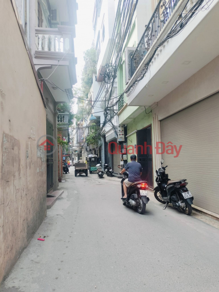 đ 19 Billion, RARE FOR URGENT SALE – GOLDEN LAND ON TRAN PHU, VAN QUAN – HUGE FRONTAGE OF 6M.<br \\/> SQUARE NOTEBOOK LIKE A4 PAPER – SUPER BEAUTIFUL ALLEY 92