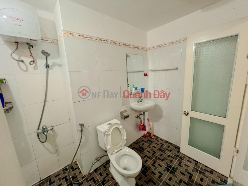  Please Select Residential, Sales Listings đ 6.8 Billion