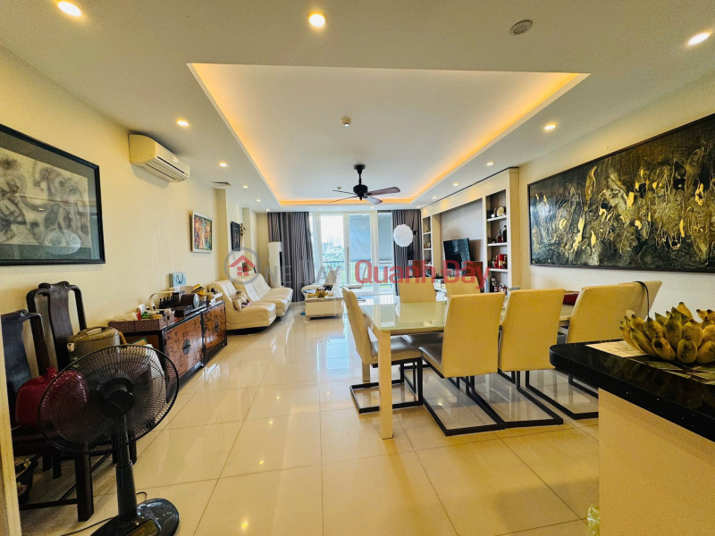 (Chính chủ) bán gấp căn nhà cực hiếm trên phố Hàng Vôi – mặt tiền rộng 5.5m2 – nhà xây 5 tầng, 70m2, 63.5 tỉ Niêm yết bán