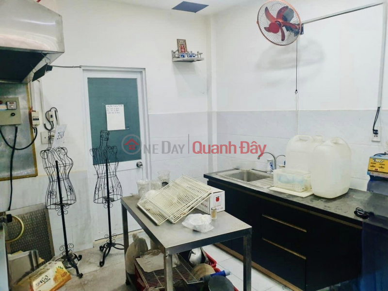 Ward 19, close to District 1, Nguyen Huu Canh only a few hundred meters in, 2-storey house, 49m2 industrial book, price 6 billion VND | Vietnam Sales đ 6 Billion