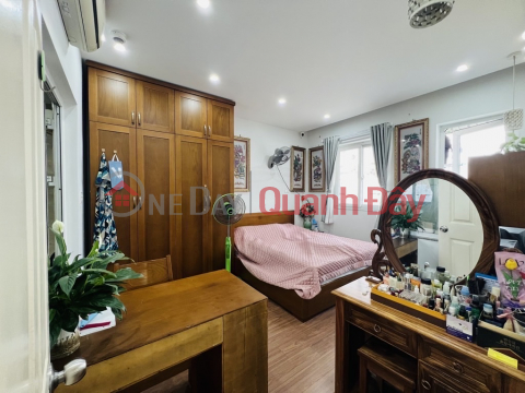 335 CAU GIAY APARTMENT, AREA 125M2, 3 BEDROOMS, 2 BALCONIES, BEAUTIFUL HOUSE, ONLY 9.2 BILLION - 73 MILLION\/M2 _0