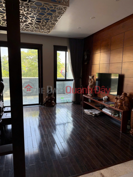 đ 12 Billion Shophouse in Vietnamese Overseas Village - 113m², 4 floors - facing Khuc Thua Du street