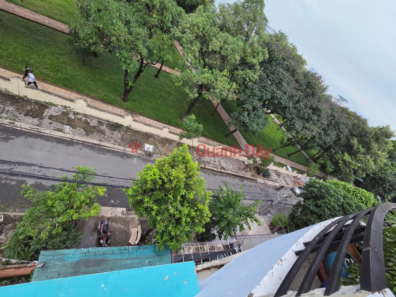 SUPER PRODUCT VIEW OF MISSILE PARK | Vietnam, Sales | đ 13 Billion