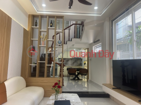 ► Lô Góc kiệt thẳng 30m ra Đống Đa, 38m2, 3 tầng, 3PN, hiện đại, ở ngay, hơn 4 tỷ xíu _0