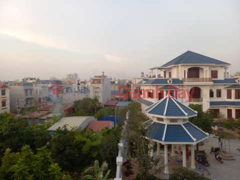 Selling 4-storey house x 60m2 in Trung Luc street subdivision, price 4 billion _0