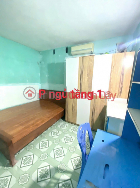 Whole house for rent in lane 364 Giai Phong, 50m2x2 floors. 2 bedrooms. 2 bathrooms, 8 million Rental Listings