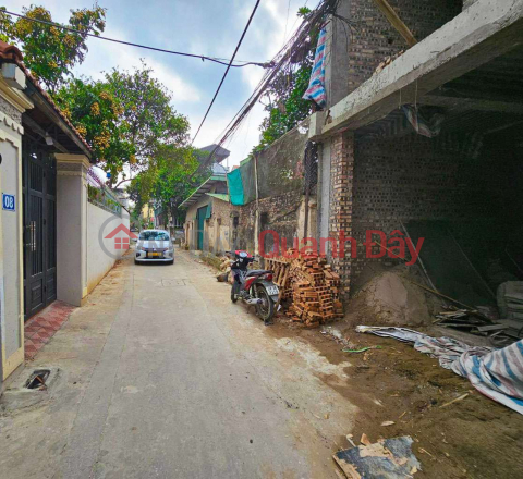 Need to sell new house 45m2 6 floors elevator near Dong Dinh market Thach Ban alley car access 9 billion 9 _0
