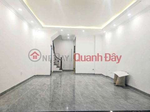 Nhà đẹp 6 tầng thang máy vị trí trung tâm Kẻ Tạnh Giang Biên ngõ thông oto vào 38m 7 tỷ 9 _0