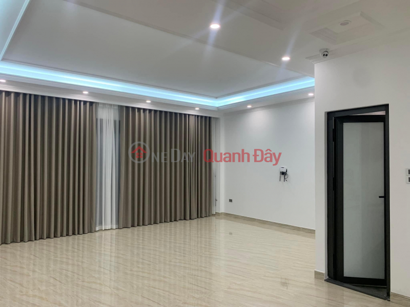 Property Search Vietnam | OneDay | Residential, Sales Listings | Selling office building 106 Hoang Quoc Viet, 80m2 7 Floors Elevator – Oto 23.5 Billion VND