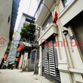 Nhà lô góc, phòng nào cũng có ánh sáng tự nhiên.
Nhà còn mới, đã full phòng, khách vào chỉ việc vận hành. _0