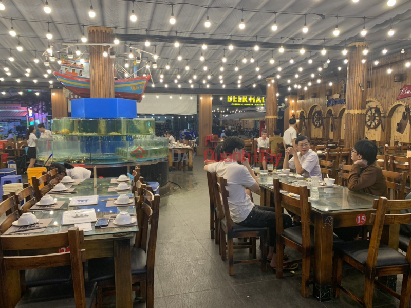 OWNER of Hon Thom Seafood Wine Cellar Restaurant in Go Vap District - HCM Vietnam | Sales | ₫ 1.5 Billion