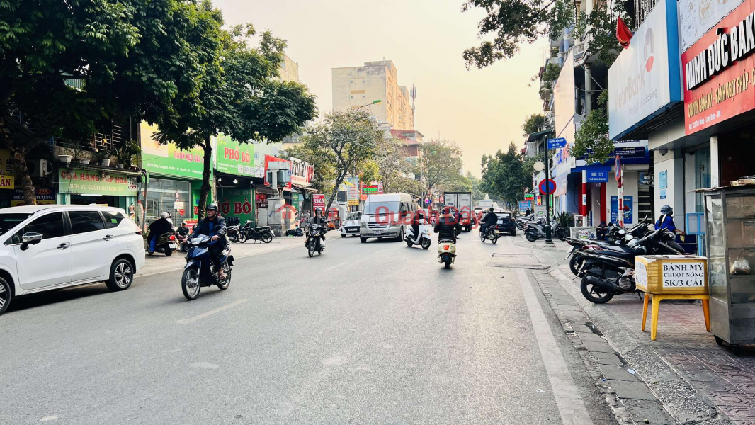 House for sale on 1-sided street in Long Bien district, 150m, 6m frontage, sidewalk, 3 cars can avoid, full residential land, Vietnam | Sales đ 33 Billion