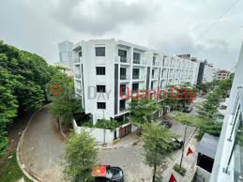 Bán căn nhà liền kề ngõ 196 Hồ Tùng Mậu, 80m² 6 tầng, thang máy giá 27tỷ _0