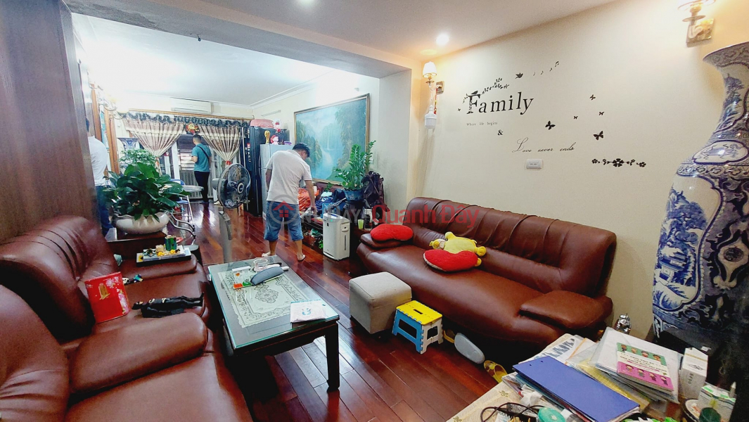 Bán gấp phân lô view hồ Cầu Giấy, vị trí cực đẹp kinh doanh sầm uất, 16 Tỷ, Việt Nam | Bán, đ 16 tỷ
