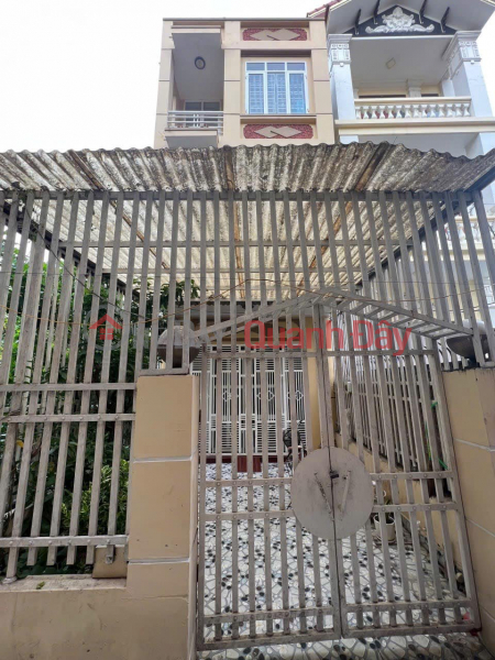 House for sale in Luc Hanh - Trung Luc 91m 3 floors PRICE 2.75 billion, independent construction, private yard Sales Listings
