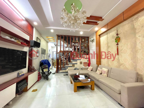 DOAN THI DIEM DONG DA HOUSE FOR SALE - 6 FLOORS 9 ROOM FOR RENT 20M TO CAR - 48M2\/6T - PRICE 8 BILLION 6 _0