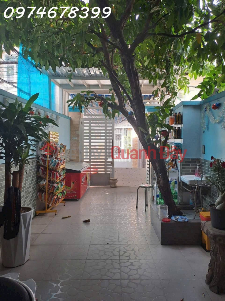 ️ CHÍNH CHỦ CẦN BÁN Q.4 - CĂN NHÀ Tâm huyết chủ TỰ TAY XÂY - NHÀ ĐẸP, RỘNG THOÁNG, COI LÀ THÍCH NGAY. Niêm yết bán