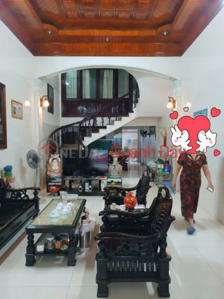 House for sale in Van Cao - To Vu, 90m2, 4 floors, 12m road, price 6.1 billion, very cheap Sales Listings