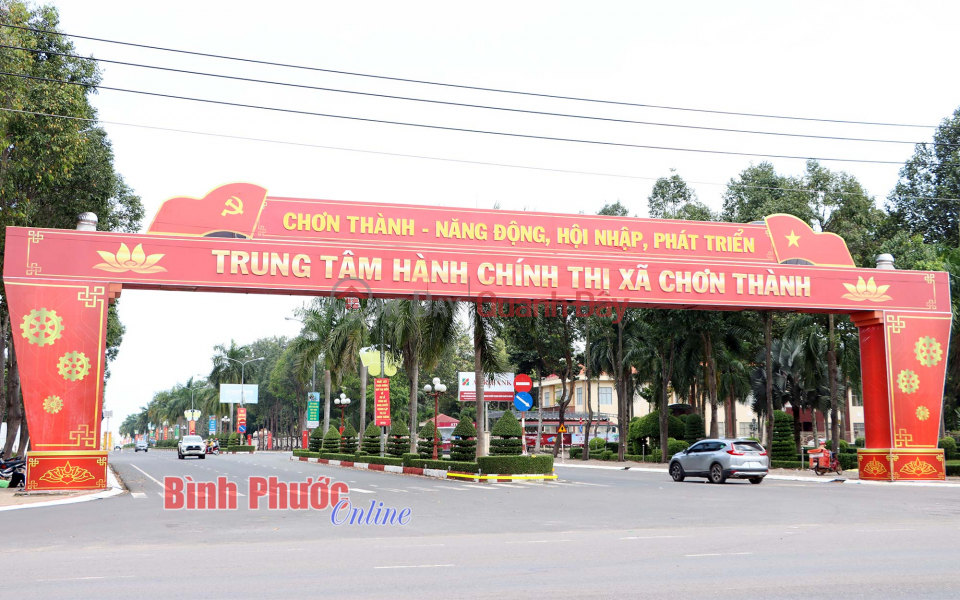 Đất nền dự án ngay trung tâm hành chính Chơn Thành.
Trả trước 240tr còn lại góp trong 4 năm. Niêm yết bán