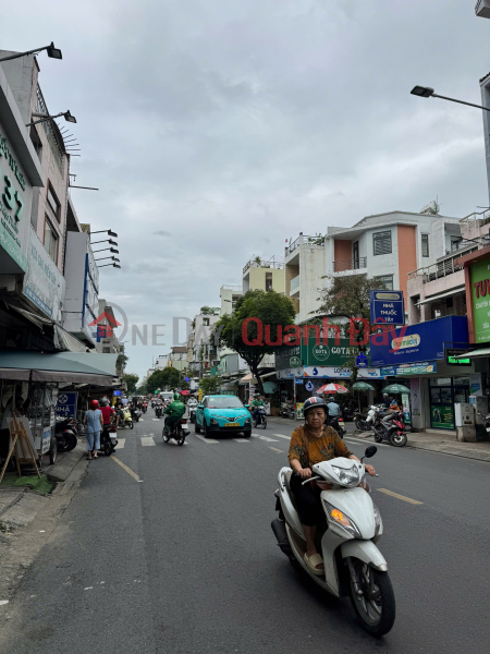 Mặt tiền Độc Lập, đoạn ngay chợ Sầm uất nhất – Nhà 4 tầng – Chỉ 8.95 tỷ, Việt Nam, Bán | đ 8,95 tỷ