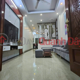 Brand new house for rent on Giai Phong Street, 5 floors x 50m2, 6 bedrooms, 20 million for office or family use _0