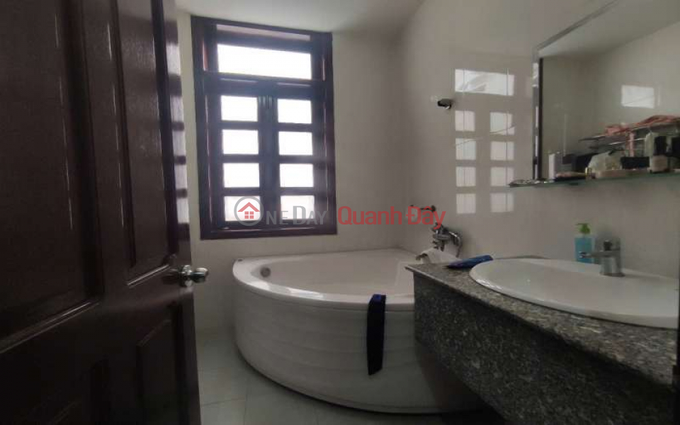 đ 65 Million/ month, Villa for rent near Tran Nao, Saigon River frontage, District 2