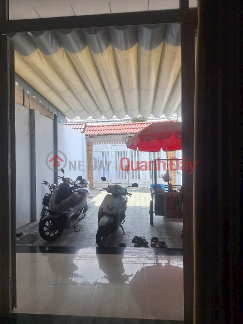 Nhà 5m x 52m, SR, TC, đường nhựa 7m thông, gần cây xăng 26 chỉ 4,5 tỷ _0