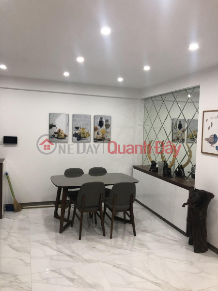 For just over 5 billion VND, own a 2-bedroom apartment in SEASONS AVENUE S1, mid-floor, fully furnished, with a title deed. Sales Listings