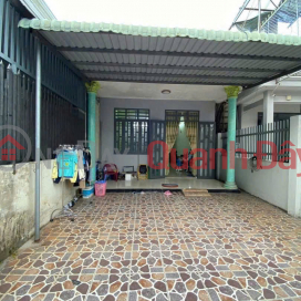 Bán nhà sổ riêng thổ cư 100m2, gần chợ Lý Văn Sâm chỉ 2tỷ350 _0