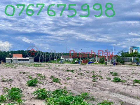 NEED MONEY,URGENTLY SELLING 200M2 URBAN LAND, PRICE ONLY 600 MILLION IN CHON THANH _0