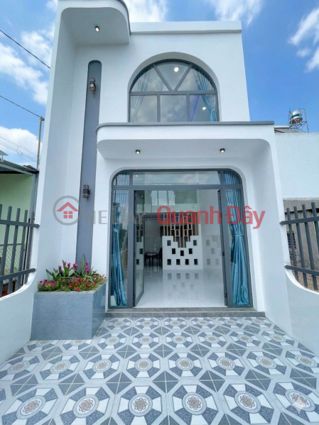 House for sale on Thanh Nien Street, next to Sa Dec Park, Dong Thap Province, 99m2, 3 bedrooms. Sales Listings