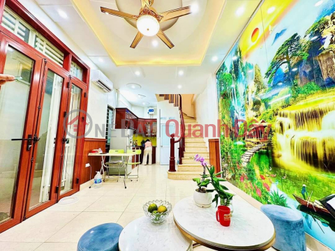 SUPER PRODUCT HOANG MAI BEAUTIFUL HOUSE IN THE DAY FULL FURNISHED THREE GARDEN PINE LOCATION EXTREMELY BEAUTIFUL LOCATION _0