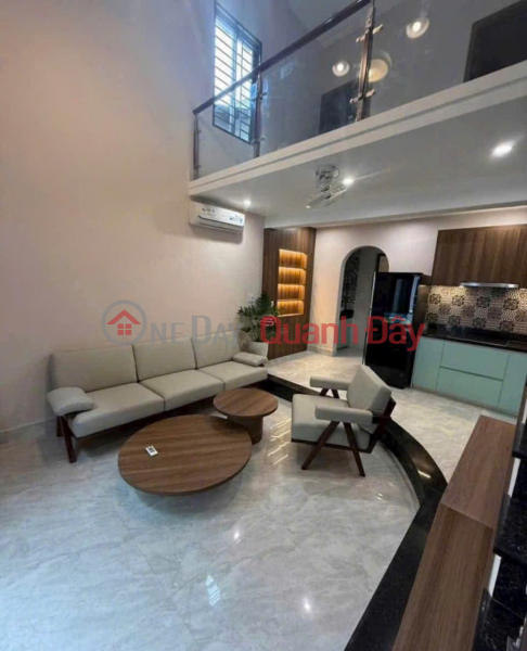đ 2.7 Billion | HOUSE FOR SALE WITH MEZZANINE FLOOR, ALLEY 15 TO HUU STREET, NEAR NGUYEN LUONG BANG STREET – CITY CENTER, PRIME LOCATION