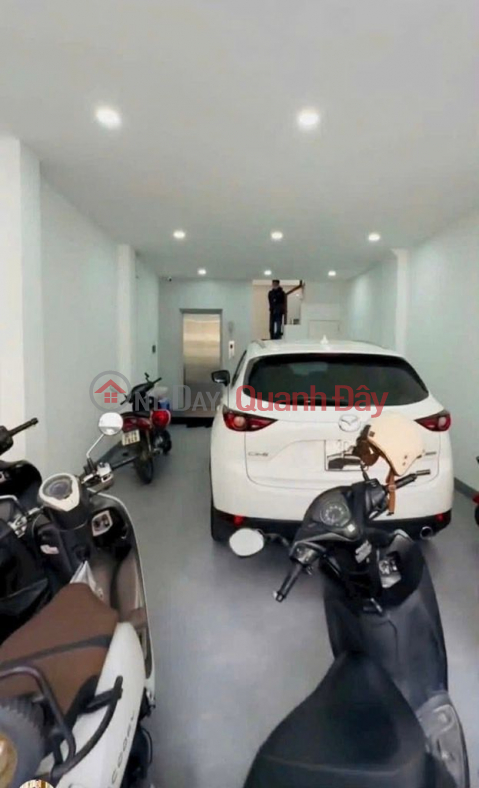 Cần bán nhà ngõ 24 Ngọc Lâm, 58m x 6T gara thang máy, kinh doanh nhỏ. ở luôn _0