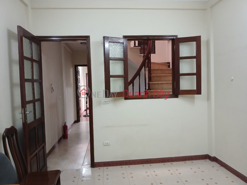 ENTIRE HOUSE FOR RENT IN DAM TRAU, TWO BA TRUNG, 4.5 FLOORS, 46M2, 3 BEDROOM, 3 WC FOR ONLY 14 MILLION - IN GOOD, OFFICE - AVAILABLE Rental Listings