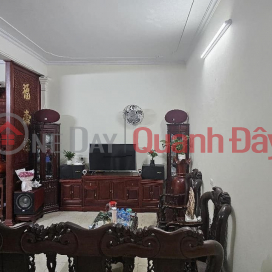 HOUSE FOR SALE IN TRAU QUY. 46M2 * 3 FLOORS * 4.9 BILLION. NEAR THE STREET, COMFORTABLE TO LIVE IN. _0