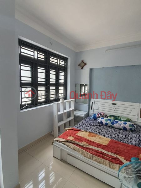 đ 14 Million/ month, House for rent on Phan Dang Luu alley frontage