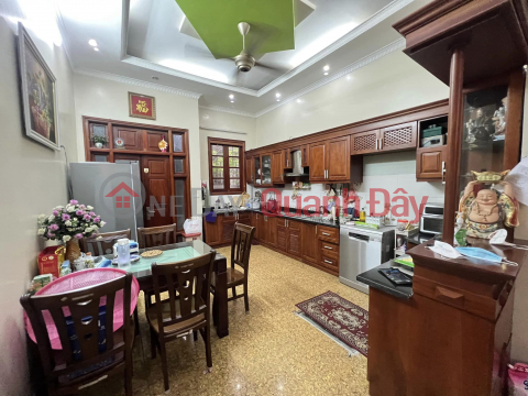 House for sale in Cau Giay, Duong Quang Ham - Corner lot - 64m2 - 4 floors - square footage 4m - 6 billion. _0