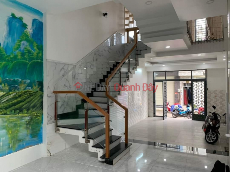 Property Search Vietnam | OneDay | Residential | Sales Listings The owner sells a wide alley house with VIP furniture on Nguyen Van Bao street 54m2 x 4.5mx 5 floors for 4.6 billion.