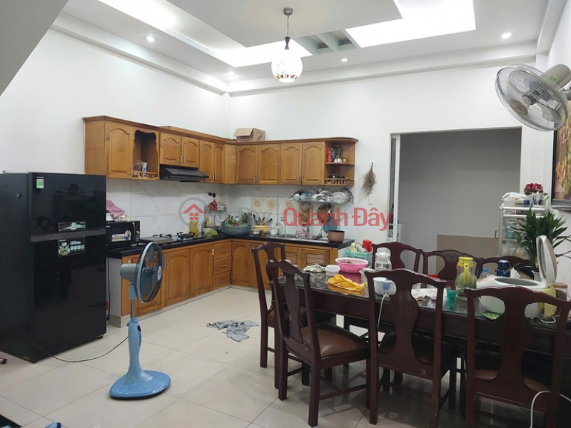 Owner House - Good Price - Selling the Most Busiest Business Street Front House in Hoa Cau Market, Phuoc Long B, Thu Duc City | Vietnam | Sales đ 11.9 Billion