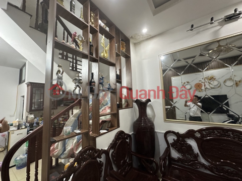 NGUYỄN KHANG 51M CHỈ 7,9 TỶ NHÀ ĐẸP,FULL NỘI THẤT,GẦN BÃI GỦI XE,NGÕ THÔNG _0
