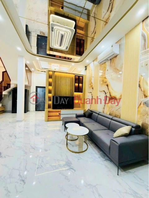 Nhà rộng hơn 6m, có phòng ngủ tầng trệt, cạnh Phú Mỹ Hưng, chỉ 6.3 tỷ _0