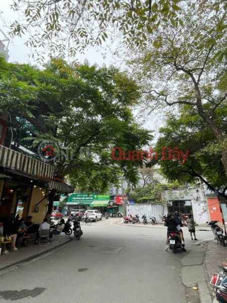 SIÊU HIẾM – NHÀ TRUNG TÂM BA ĐÌNH – HÀNG XÓM VTV – NGÕ TO NHƯ PHỐ – KINH DOANH – VỈA HÈ – Ô TÔ TRÁNH Niêm yết bán