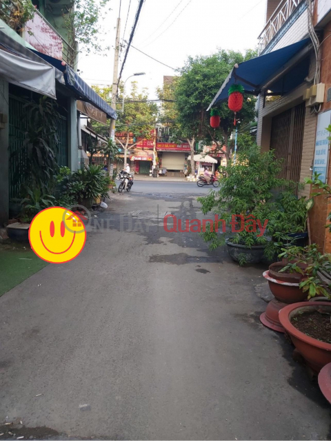 TAN PHU - CAR ALley - CLOSE TO THE FRONT (849-0428678320)_0