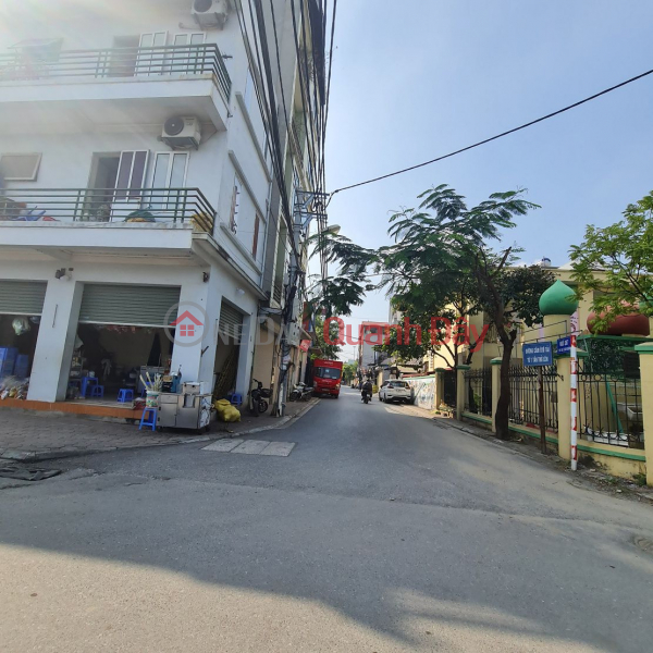 2-storey house for sale in Dong Du, Gia Lam, main road for business. Only 4 billion x. Contact 0989894845, Vietnam, Sales | đ 4.5 Billion